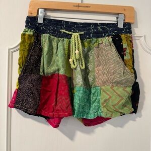 Advance Apparels Patchwork Shorts drawstring waist & pockets - Size S/M